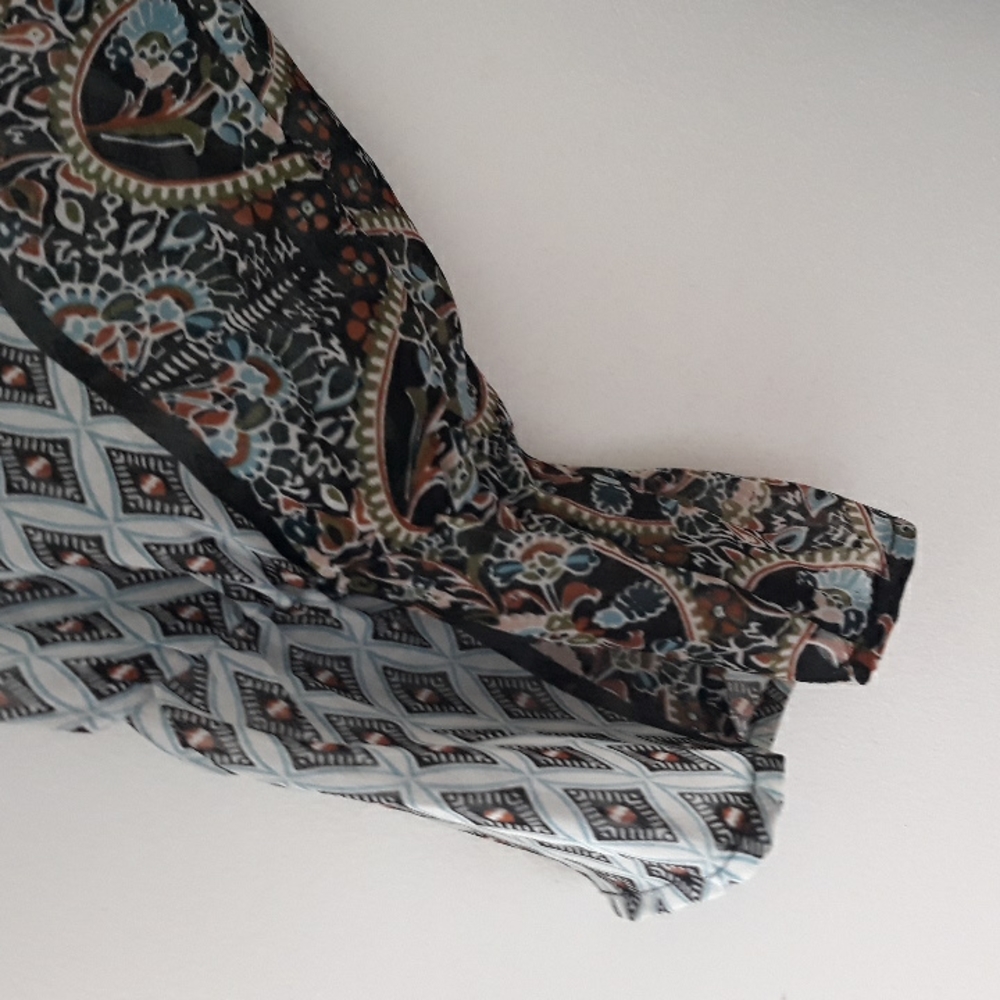 Style & Co. Mixed Print V neck Sheer Bell Sleeve Blouse - Picture 4 of 6